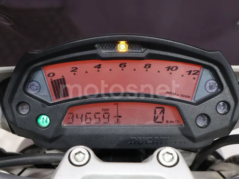 Ducati Monster 696 4490 € 2014 Granada - 2