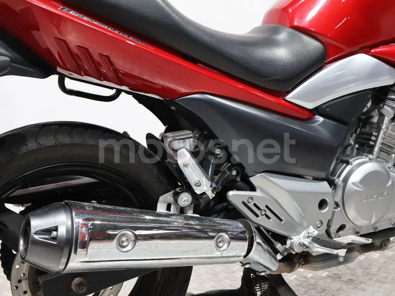 Suzuki Inazuma 250 - Vista 15