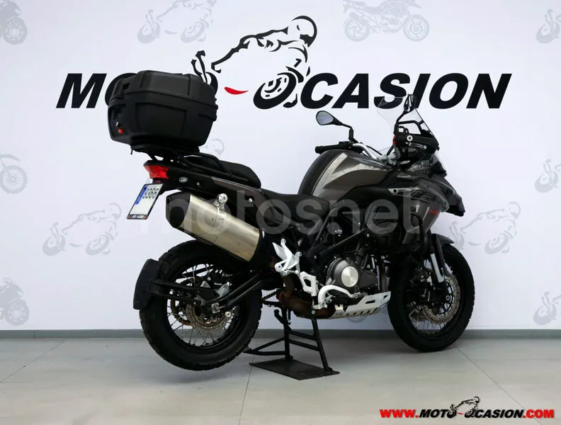 Benelli TRK 502 - Vista 3