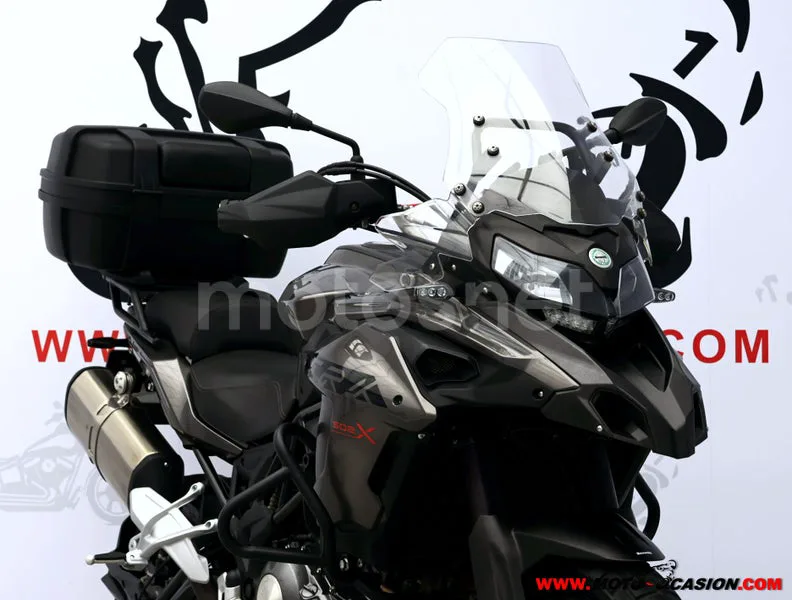 Benelli TRK 502 - Vista 4