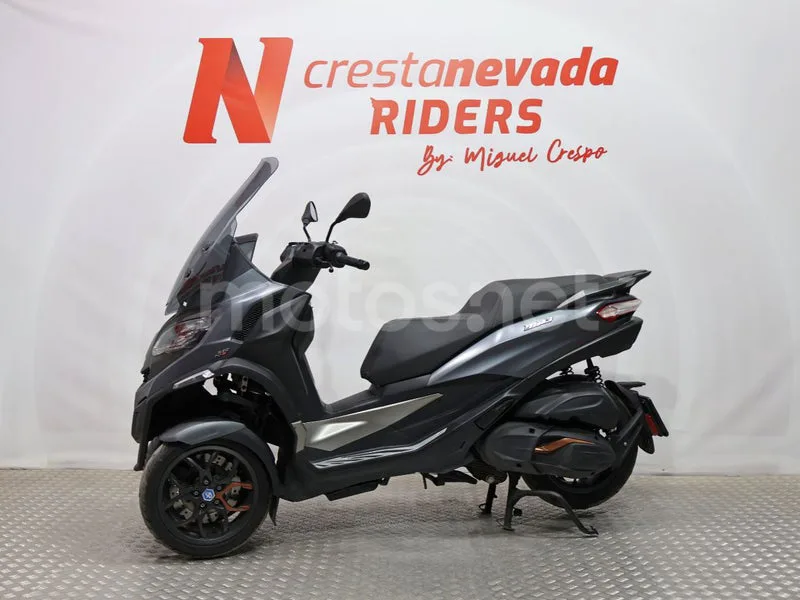 Piaggio MP3 530 Exclusive - Vista 4