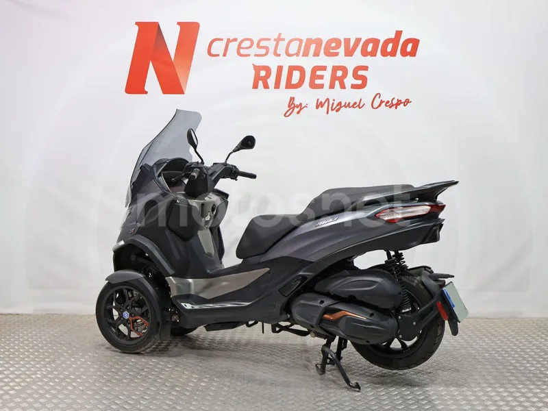 Piaggio MP3 530 Exclusive - Vista 10