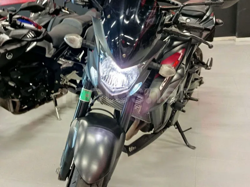 Suzuki GSX-S750 - Vista 4