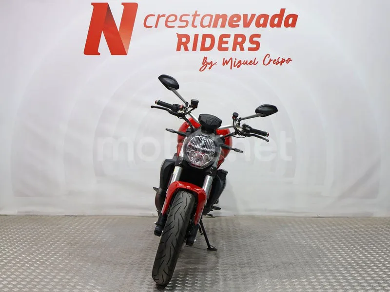 Ducati Monster 1200 - Vista 5