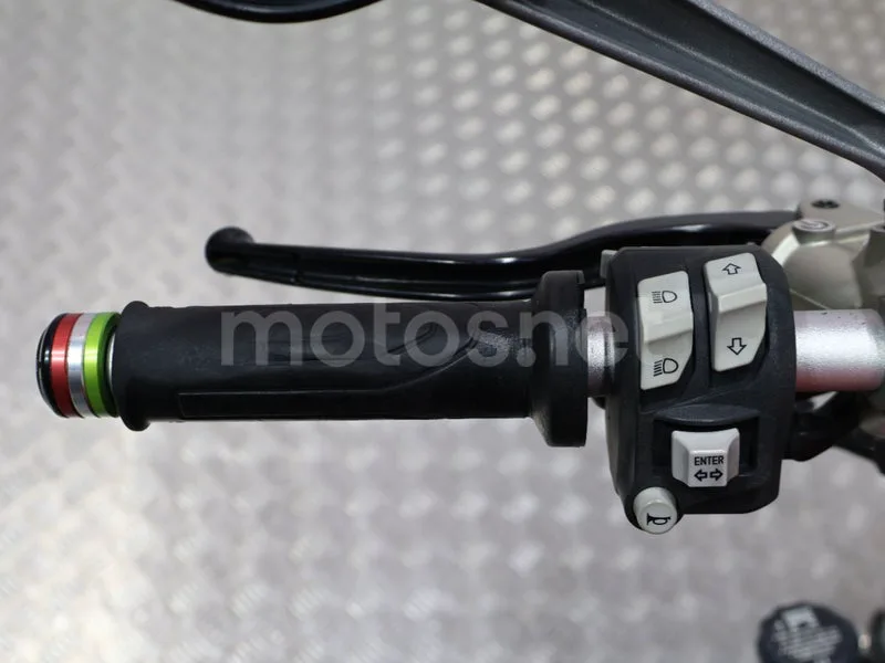 Ducati Monster 1200 - Vista 8