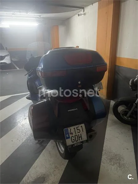 Honda NT700V Deauville - Vista 3