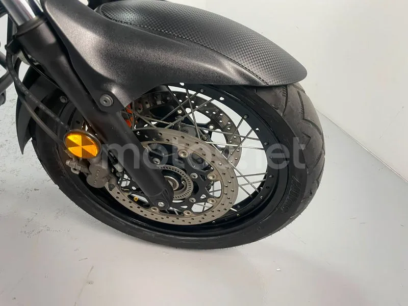 Suzuki V-Strom 650XT - Vista 5