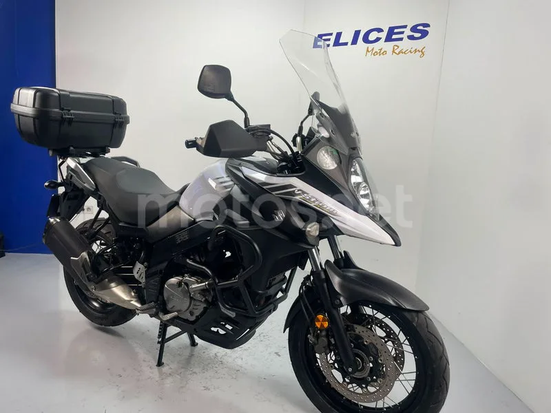 Suzuki V-Strom 650XT - Vista 6