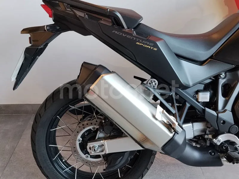 Honda CRF1100L Africa Twin - Vista 19
