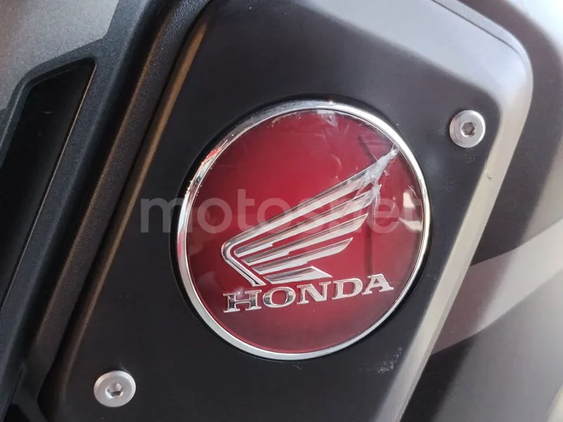 Honda CRF1100L Africa Twin - Vista 9