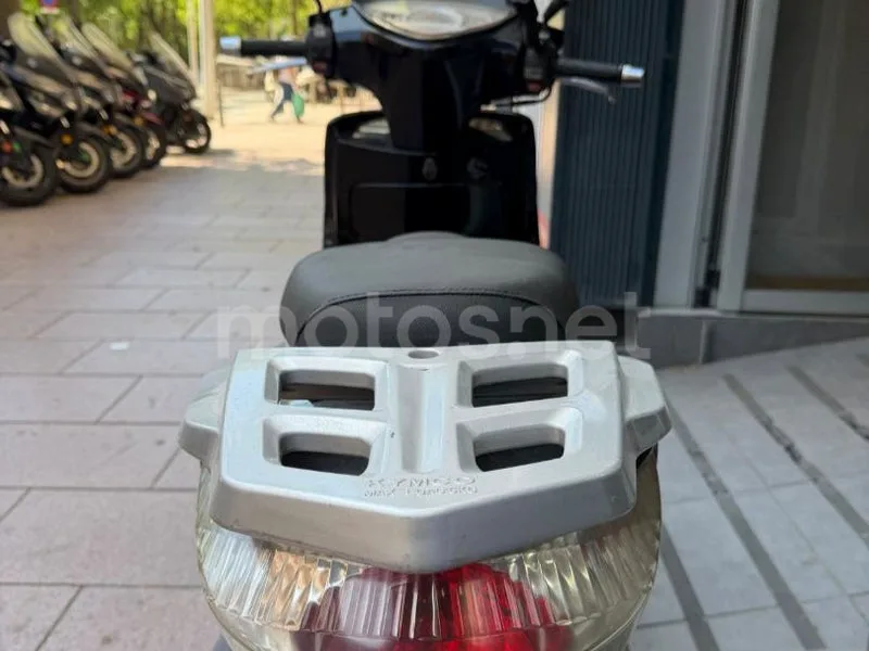 Kymco People S 50 - Vista 5