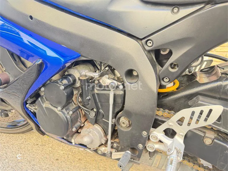 Suzuki GSX-R600 - Vista 14