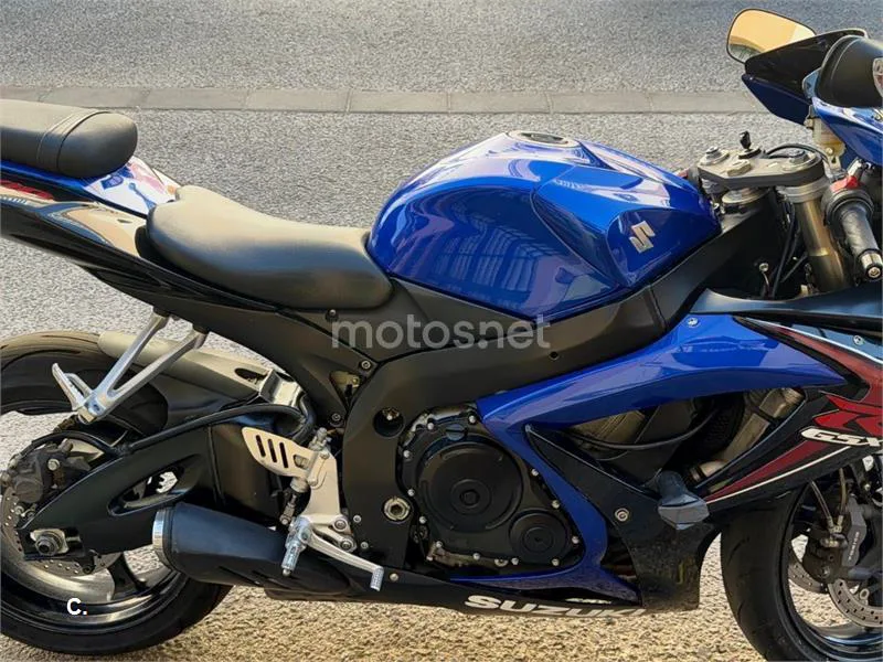 Suzuki GSX-R600 - Vista 18