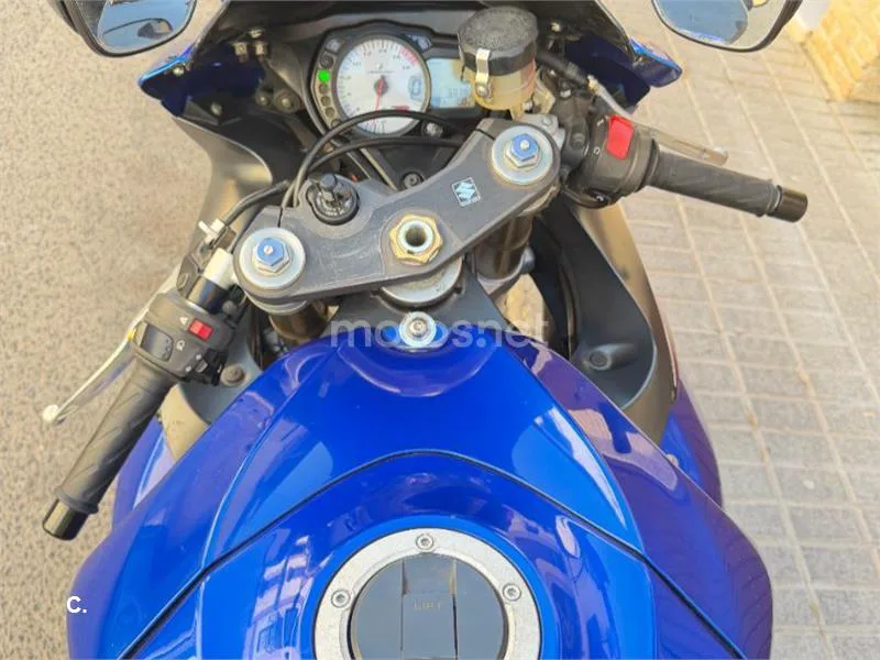 Suzuki GSX-R600 - Vista 10
