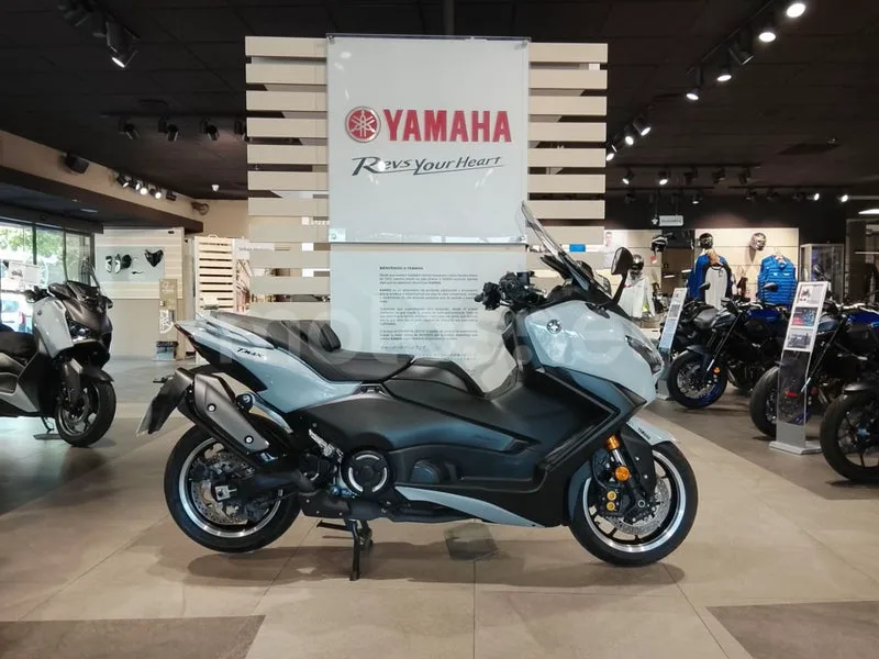 Yamaha TMAX 14.199 € 2025 Murcia - 1