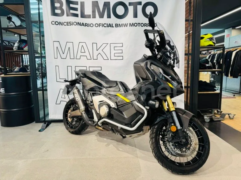 Honda X-ADV - Vista 4