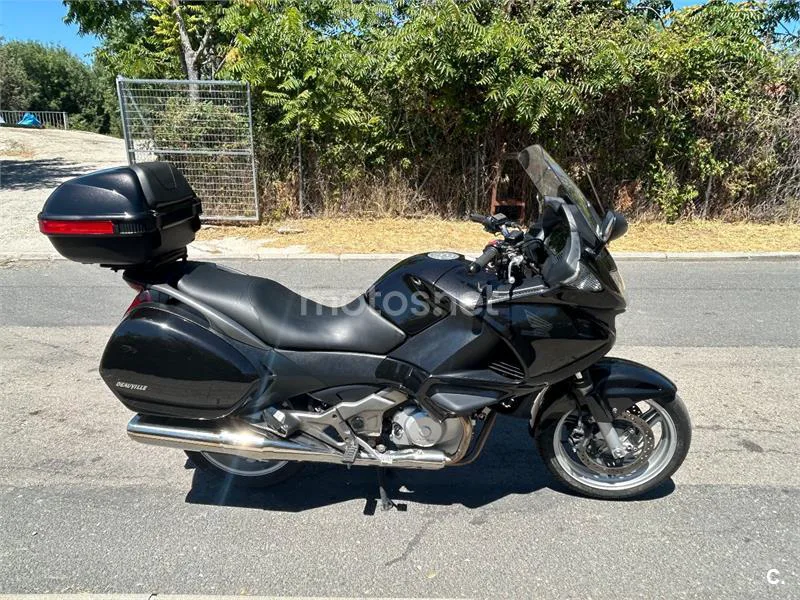 Honda NT700V Deauville - Vista 4