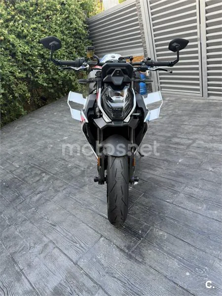 BMW M 1000 R - Vista 3