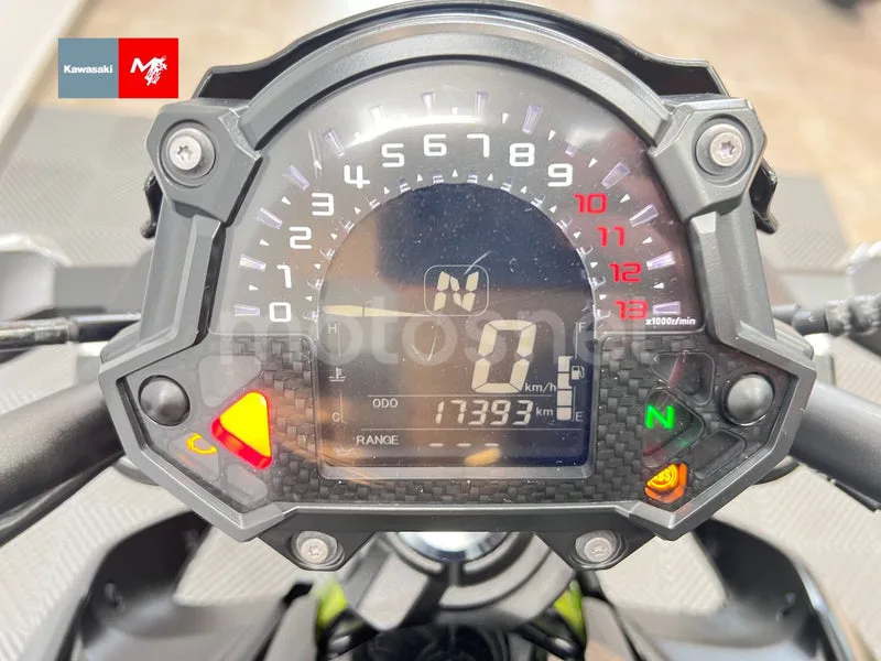 Kawasaki Z650 - Vista 8