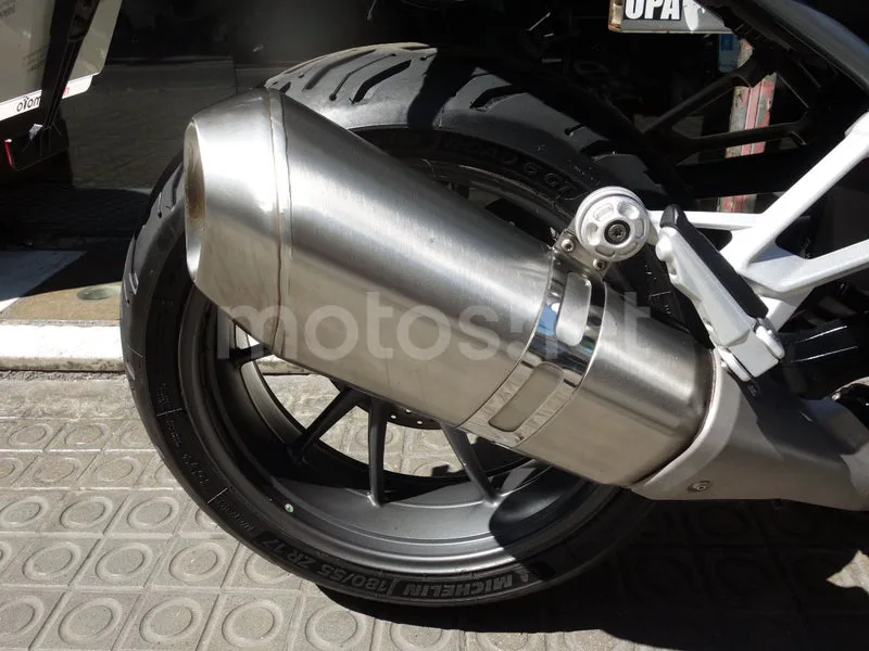 BMW R 1200 R - Vista 18