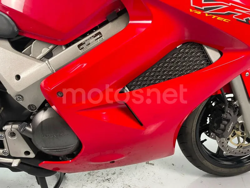 Honda VFR800F - Vista 11