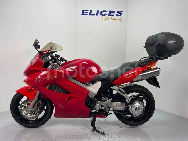 Honda VFR800F - Vista 17