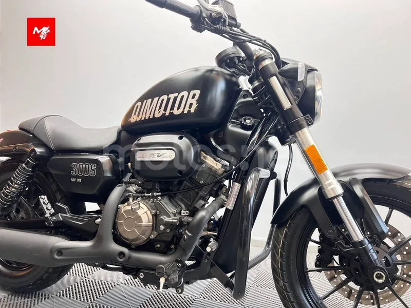 QJ Motor SRV 300 3890 € 2025 Valencia - 2