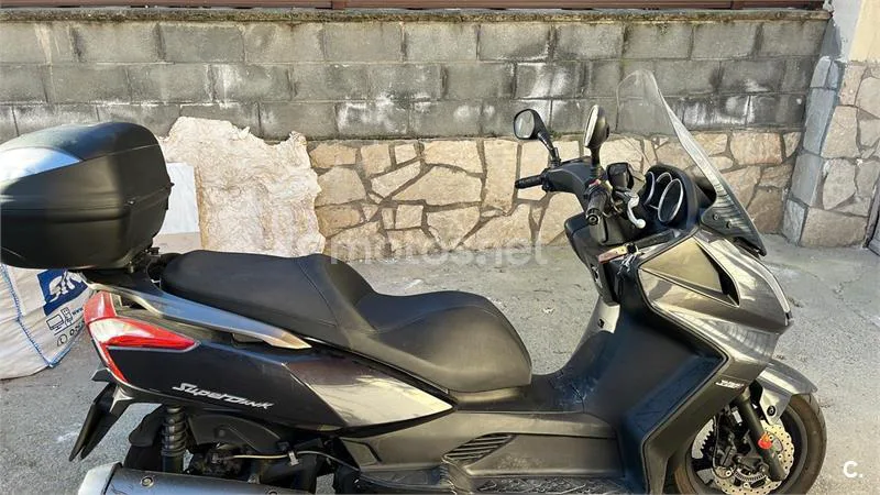 Kymco Super Dink 300 1050 € 2013 Barcelona - 1