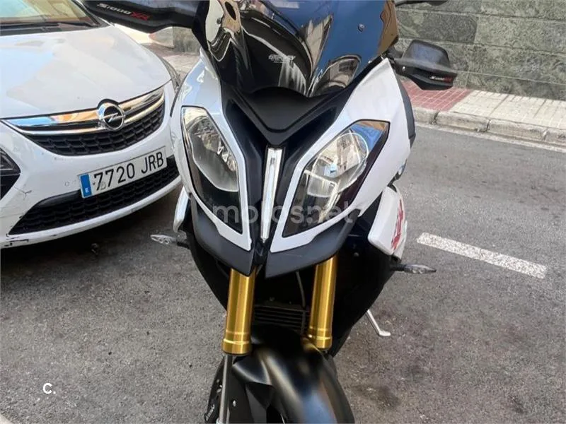 BMW S 1000 XR - Vista 7