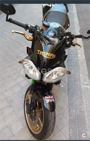 Triumph Street Triple R 3999 € 2012 Madrid - 2