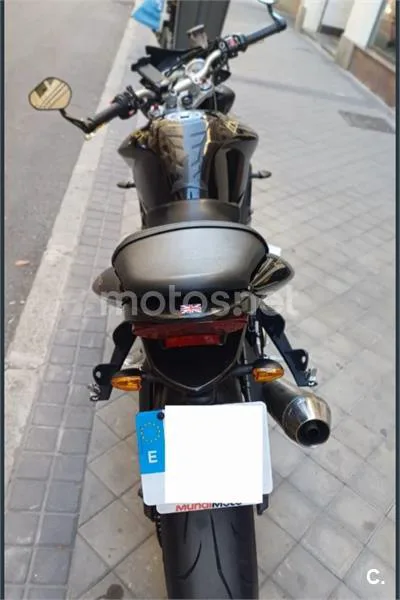 Triumph Street Triple R - Vista 5