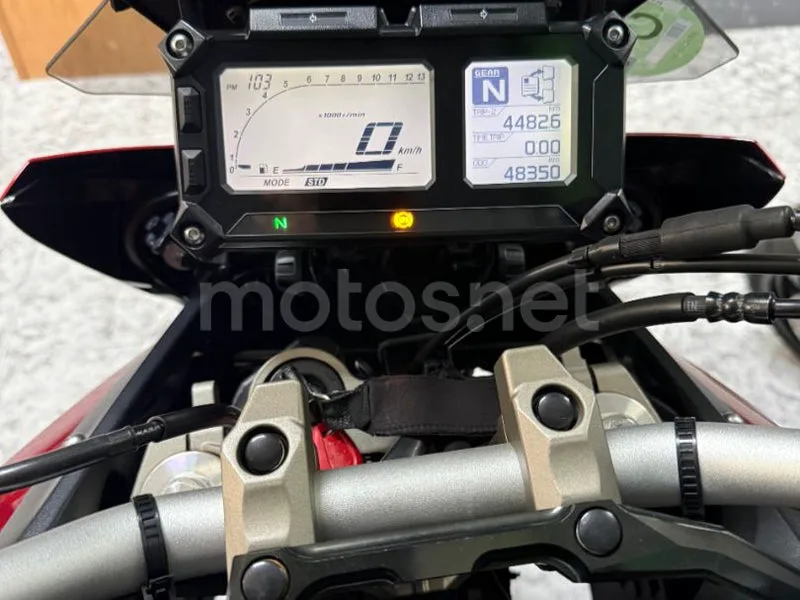 Yamaha MT-09 - Vista 3