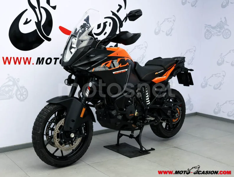 KTM 1090 Adventure - Vista 8