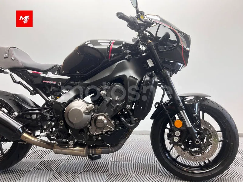 Yamaha XSR900 - Vista 3