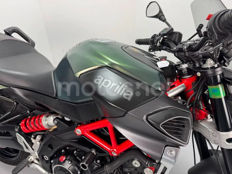 Aprilia Shiver 900 - Vista 3