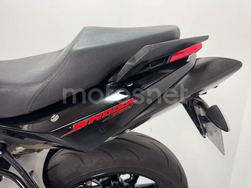 Aprilia Shiver 750 - Vista 6