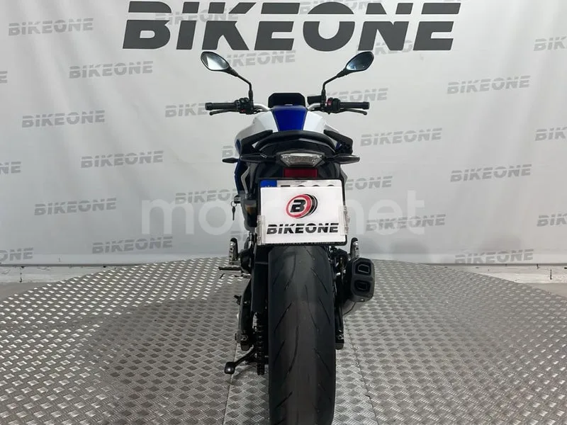 BMW F 900 R - Vista 7