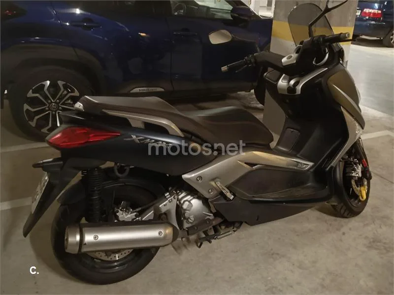 Yamaha XMAX 250 - Vista 10
