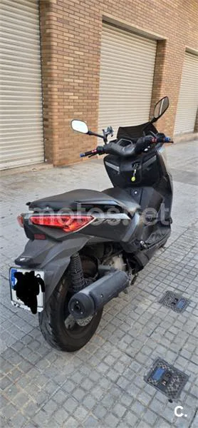 Yamaha XMAX 125 - Vista 3