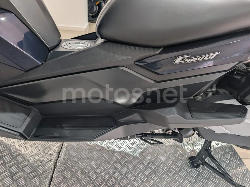 BMW C 400 GT - Vista 21