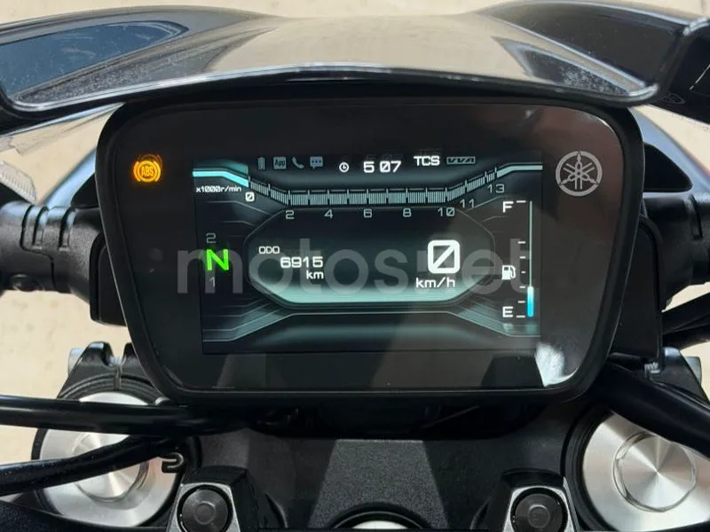 Yamaha MT-125 - Vista 3