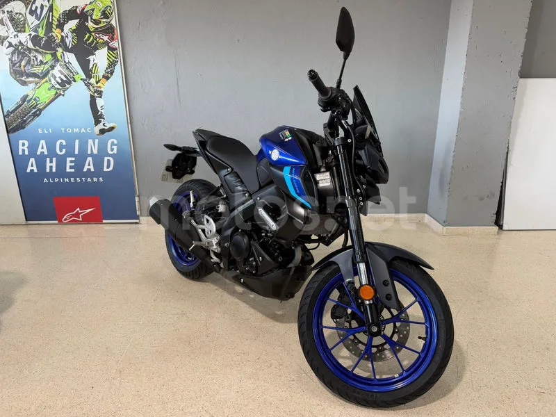 Yamaha MT-125 - Vista 8
