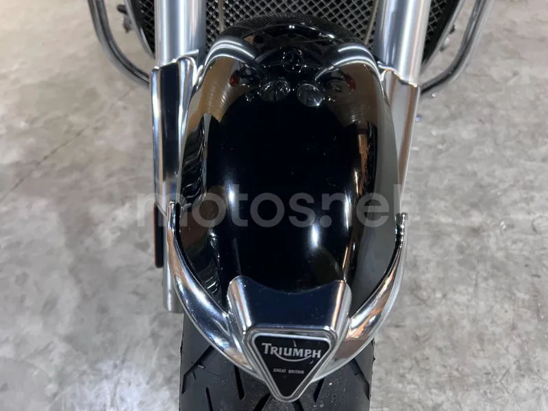 Triumph Rocket 3 - Vista 22