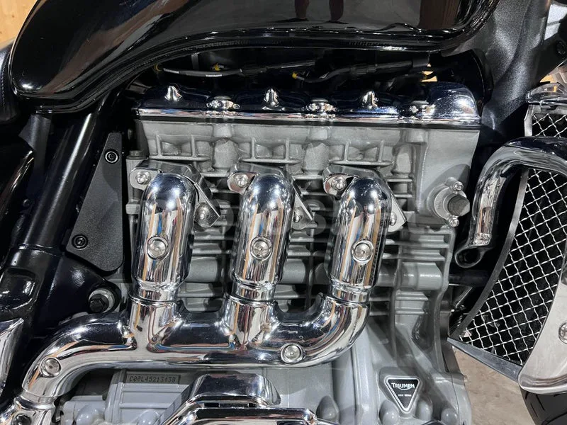 Triumph Rocket 3 - Vista 43