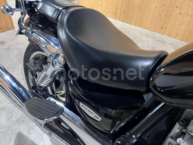Triumph Rocket 3 - Vista 47