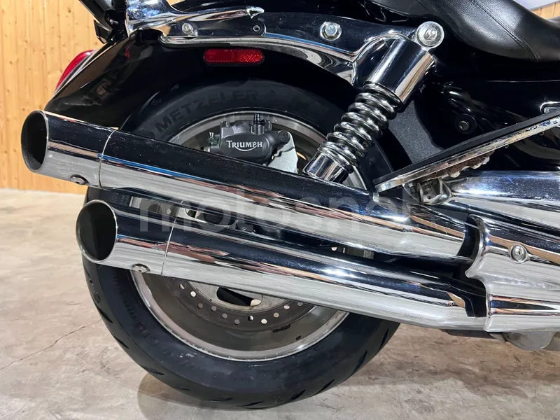 Triumph Rocket 3 - Vista 51