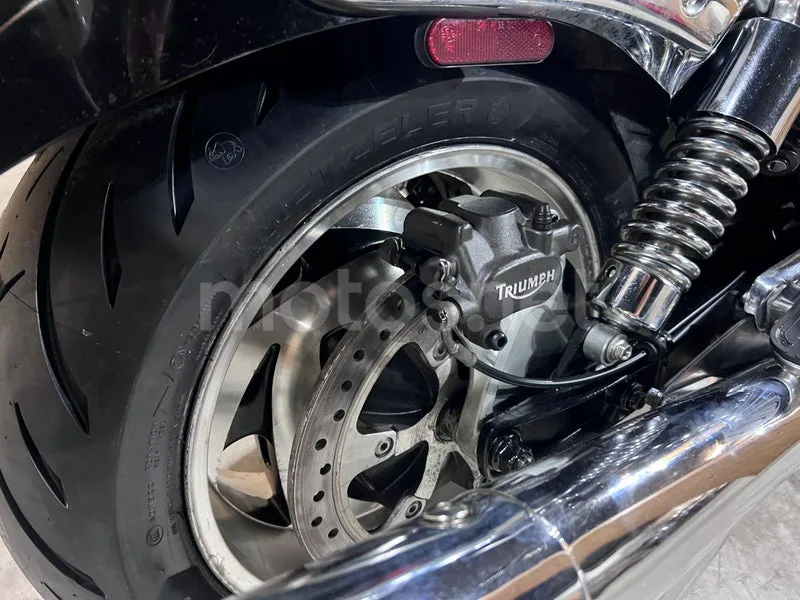 Triumph Rocket 3 - Vista 53