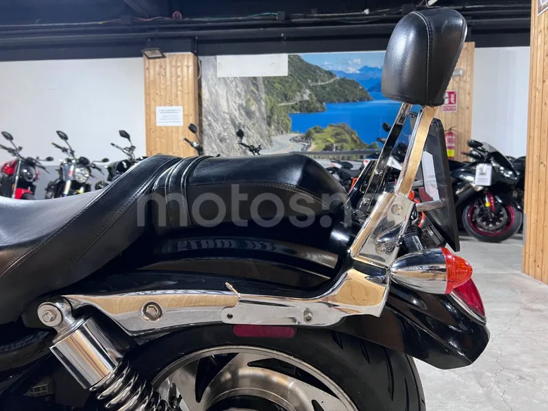 Triumph Rocket 3 - Vista 54