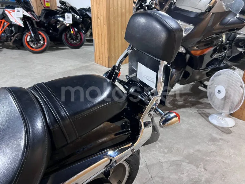 Triumph Rocket 3 - Vista 55