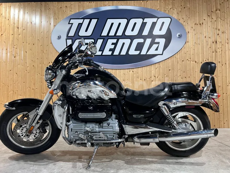 Triumph Rocket 3 - Vista 7